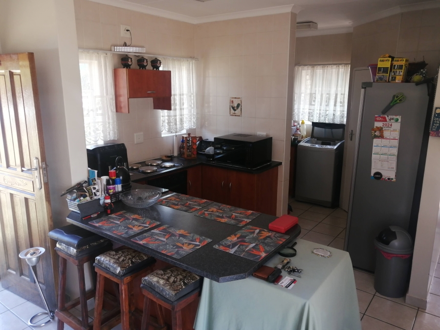 3 Bedroom Property for Sale in Waterval East North West